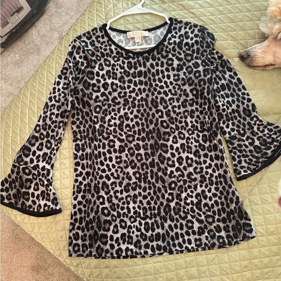 Michael Kors Black Leopard Long Sleeve Leopard Top with Flare Sleeve / Sz Medium - Picture 5 of 5